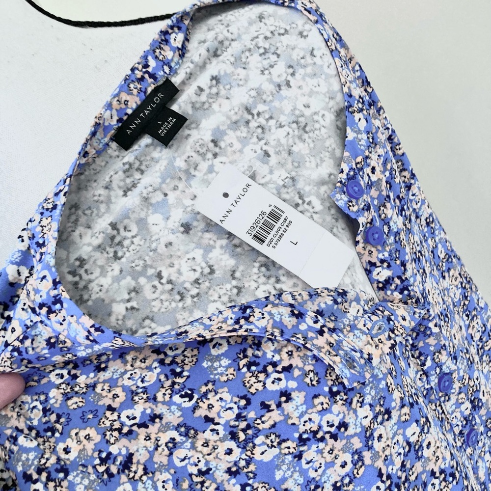 NWT Ann Taylor Blue Floral Long Sleeve Blouse Size L - Picture 8 of 10
